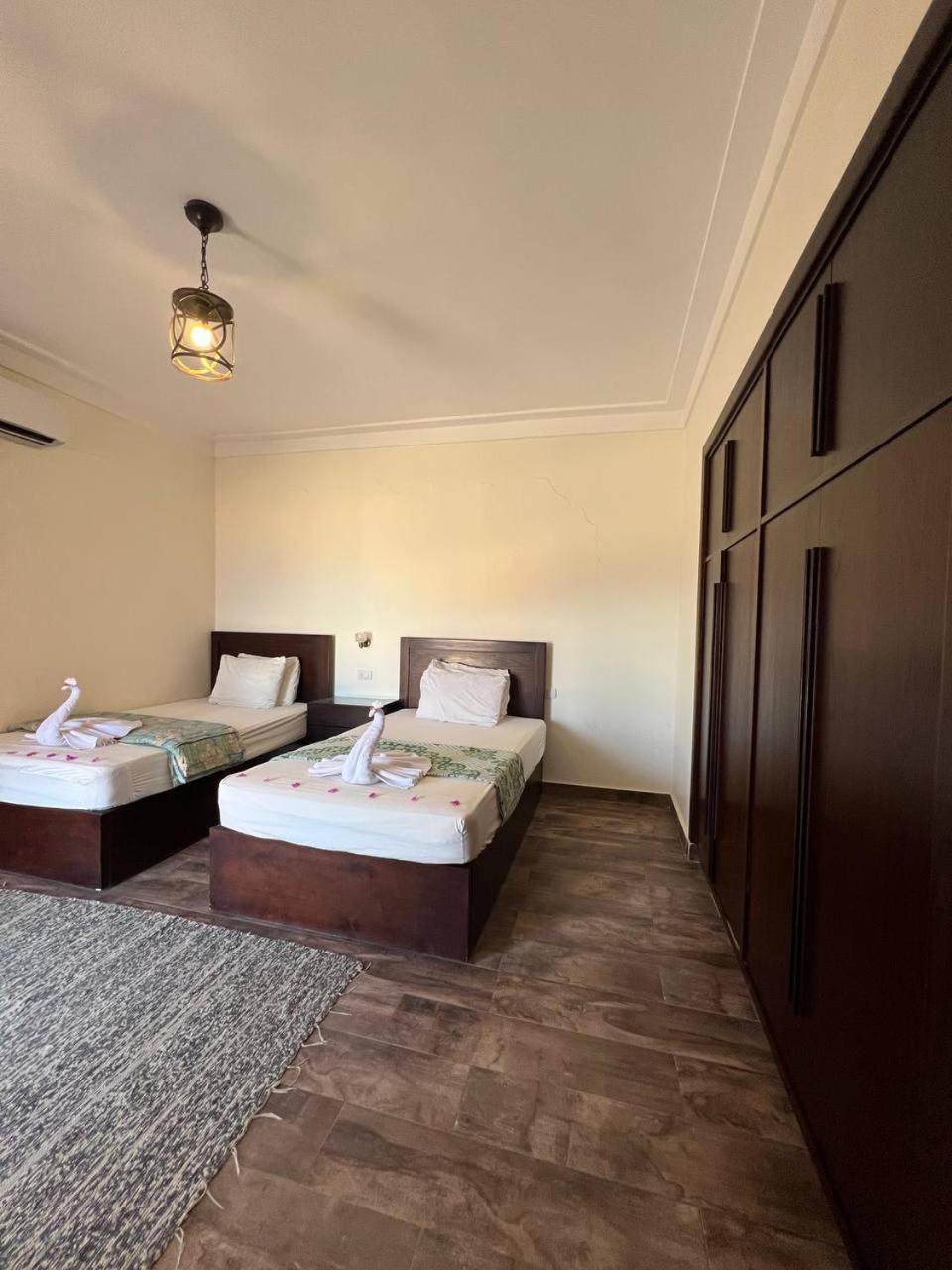 עיין סוחנה Duplex Villa מראה חיצוני תמונה